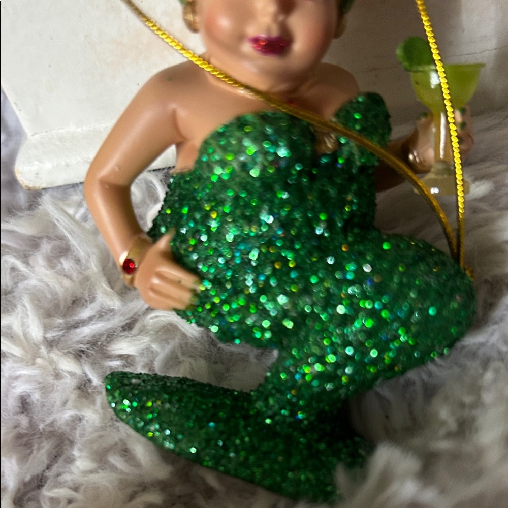 Margarita III Figurine - Green Mermaid - Picture 7 of 8